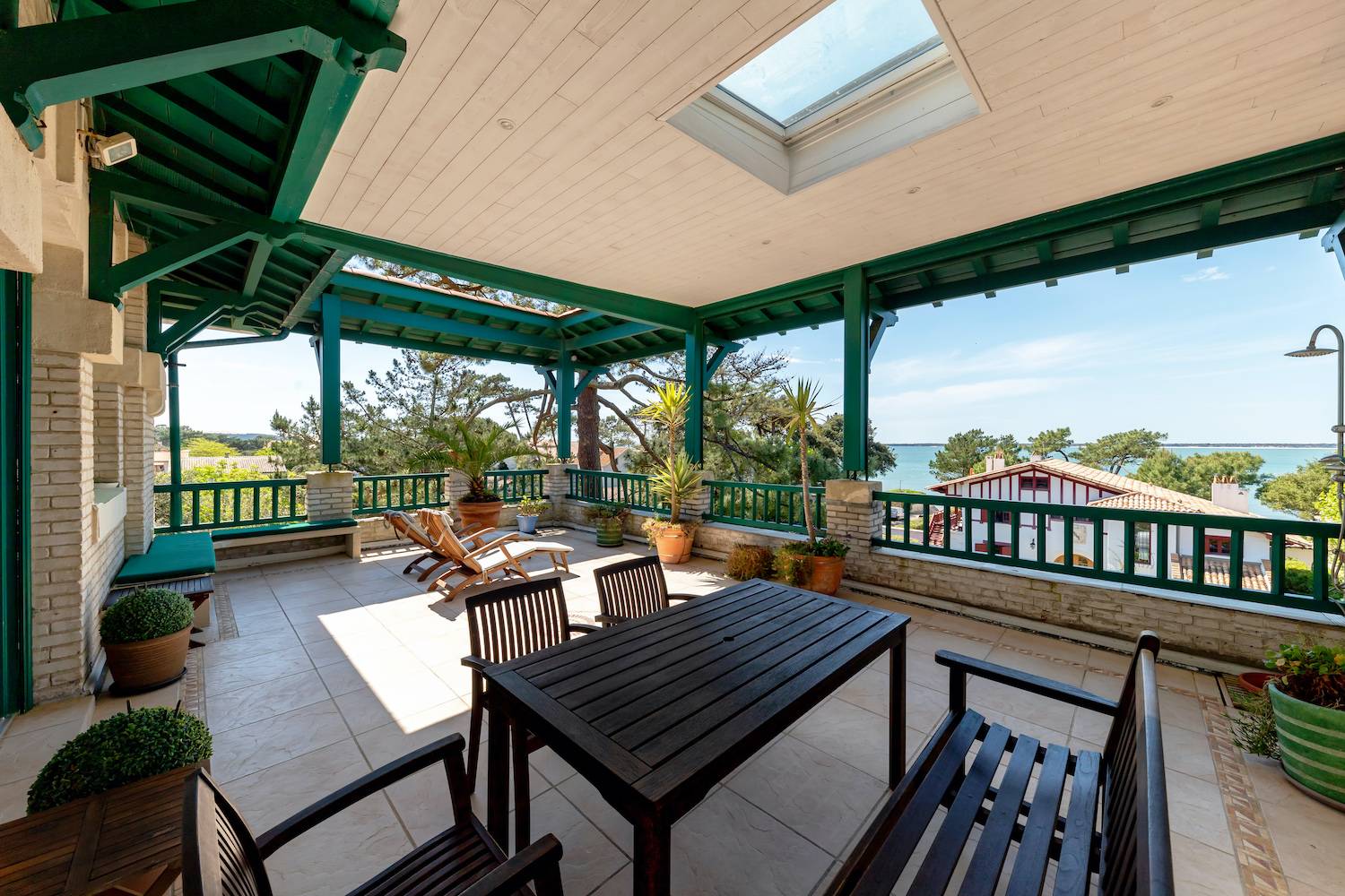 LOCATION VACANCES APPARTEMENT POUR 4 PERSONNES