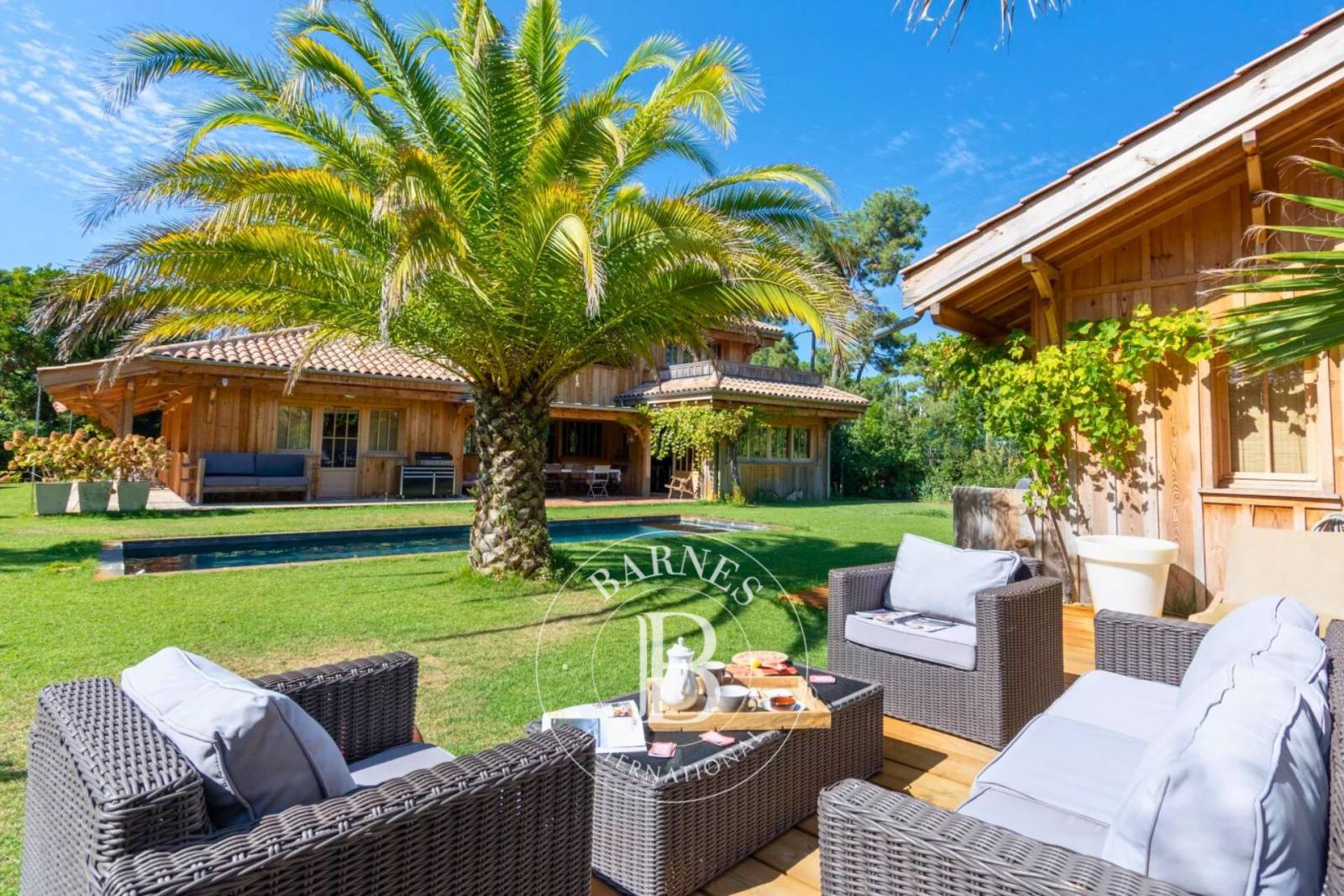 salon séjour lumineux villa Datcha Cap Ferret immobilier de luxe