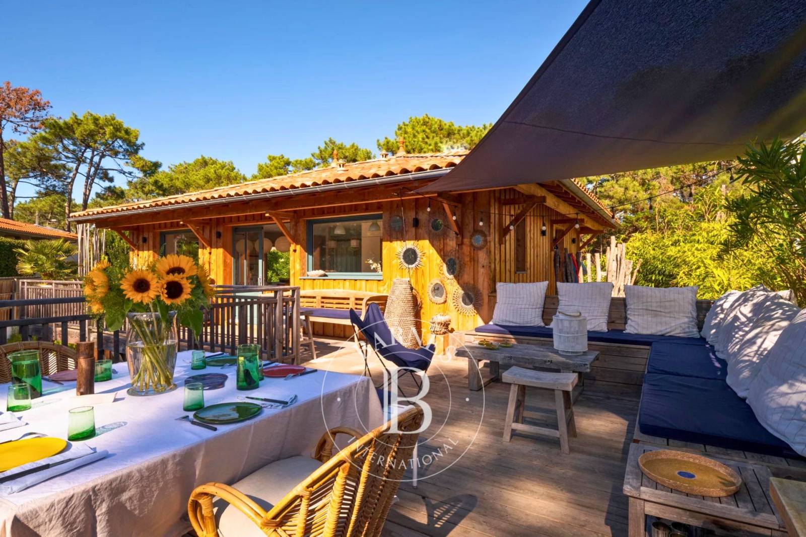 VILLA « GIOVANNA » EN BOIS AVEC PISCINE CHAUFFÉE DANS LE QUARTIER DU MIMBEAU, AU CAP FERRET – CAPACITÉ 10 PERSONNES