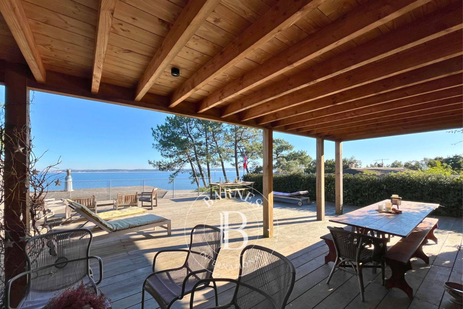 « VILLA SOPHIE » EN PREMIÈRE LIGNE, PLAGE DES AMÉRICAINS AU CAP FERRET - CAPACITÉ 8 CONVIVES