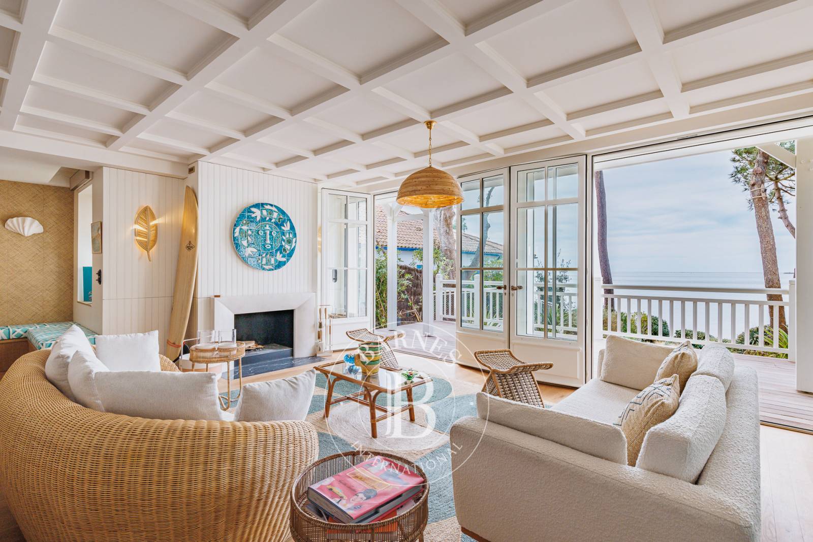 VILLA « CRUSOÉ » EN PREMIÈRE LIGNE AU PYLA-SUR-MER, 4 SUITES ET ACCÈS PRIVATIF À LA PLAGE - CAPACITÉ 8 PERSONNES