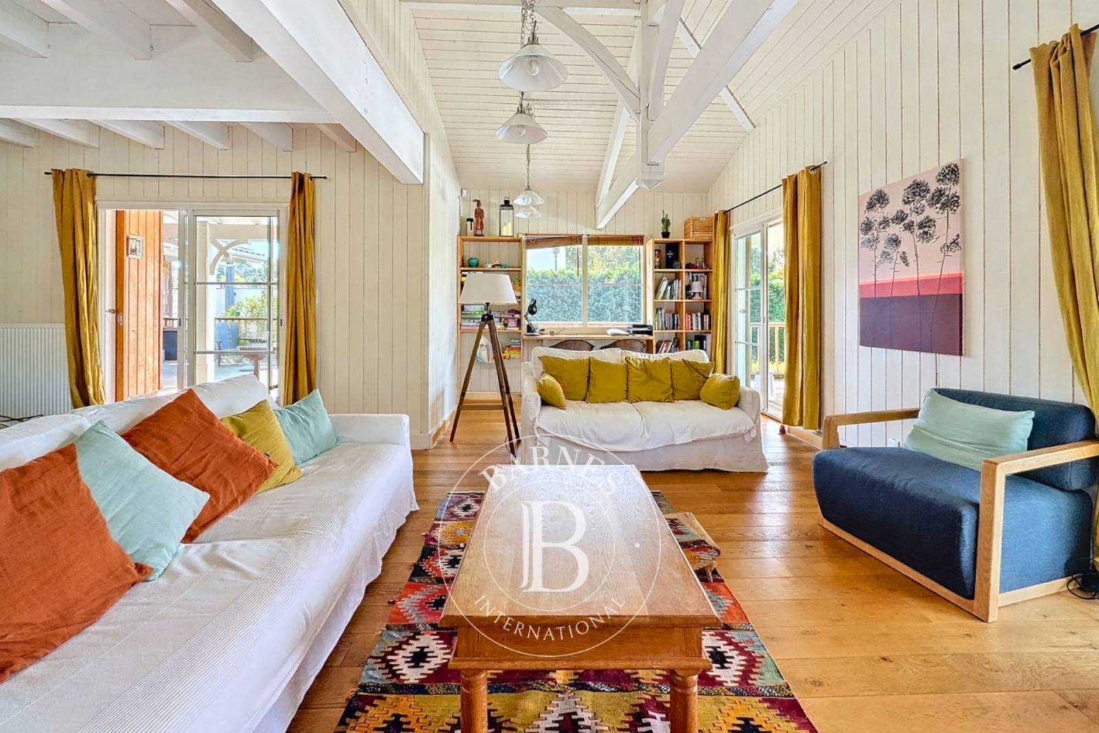 « VILLA LOUISA » FAMILIALE AVEC PISCINE CHAUFFÉE, AU COEUR DES PINS AU PYLA-SUR-MER – CAPACITÉ 8 PERSONNESv