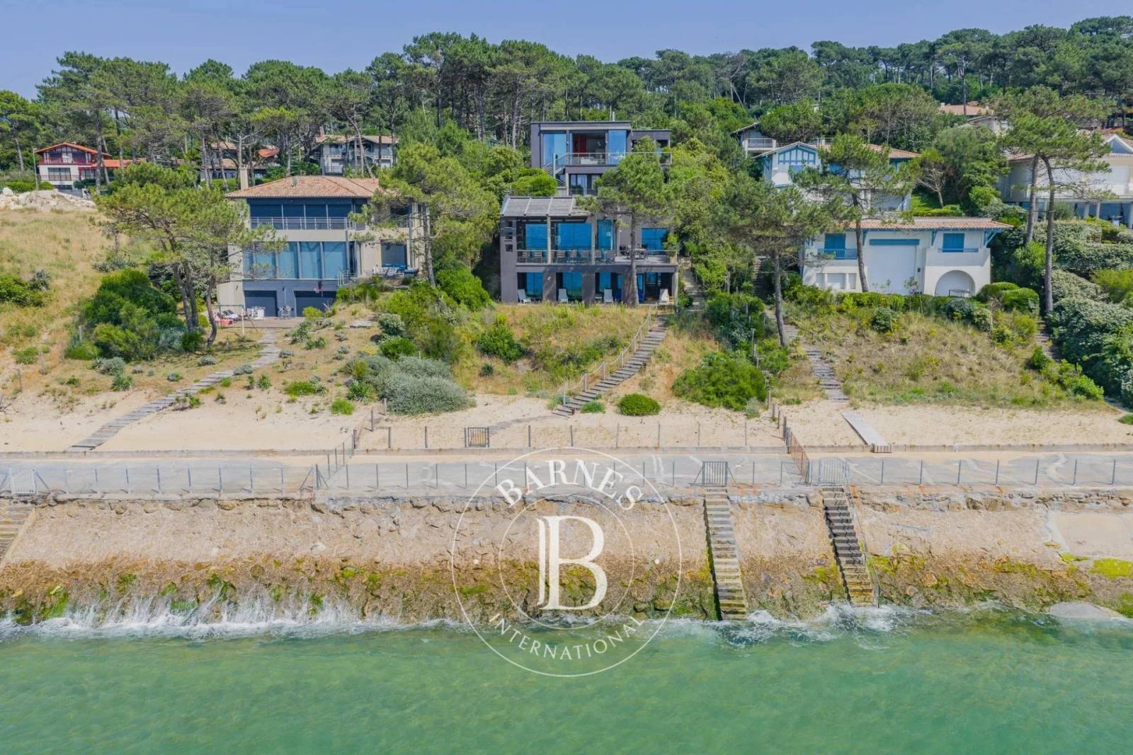 villa contemporaine en première ligne Pyla-sur-Mer vue Bassin