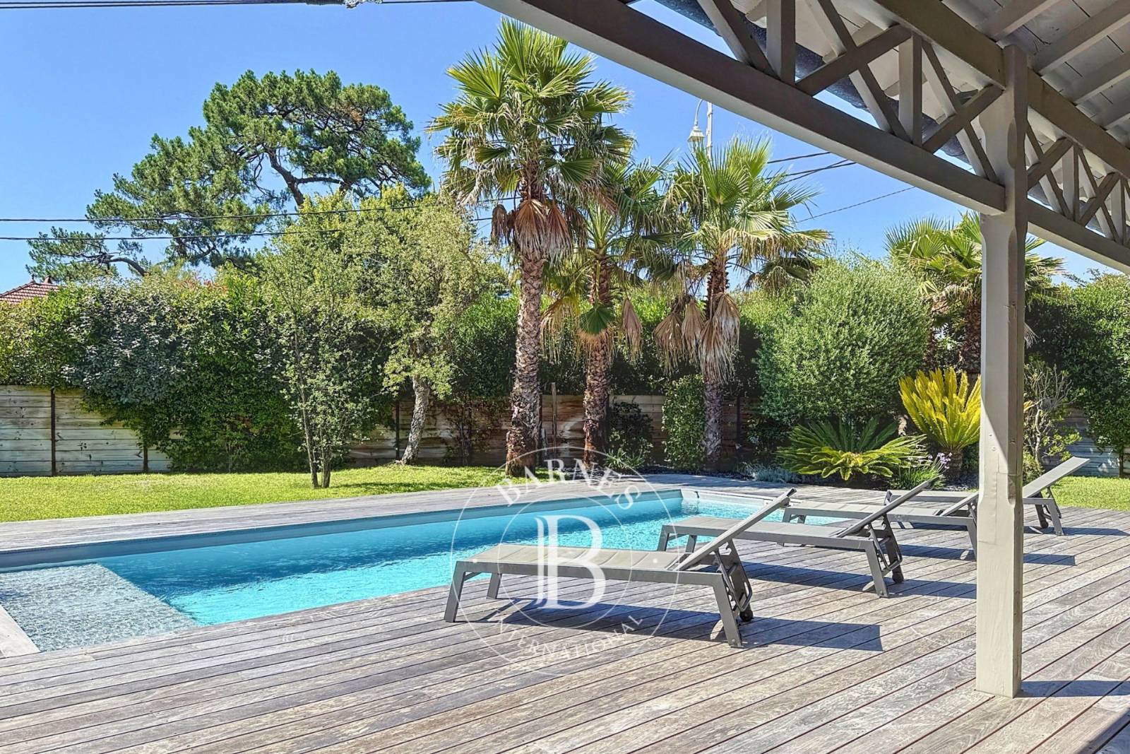 MAGNIFIQUE VILLA « L’OASIS » AVEC PISCINE EN PLEIN COEUR DU MOULLEAU À ARCACHON - CAPACITÉ 8 CONVIVES