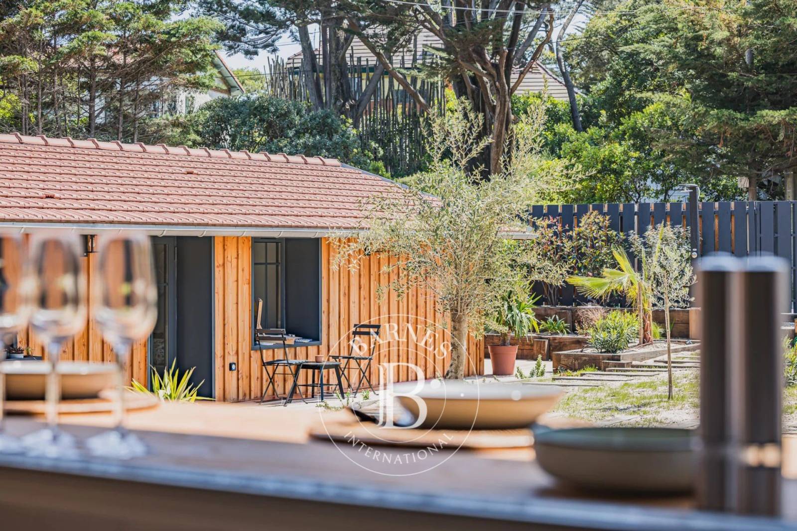 PROPRIÉTÉ « RÊVES EN MER » COMPOSÉE DE DEUX MAISONS À DEUX PAS DE L’OCÉAN, AU CAP FERRET - CAPACITÉ 8 PERSONNES