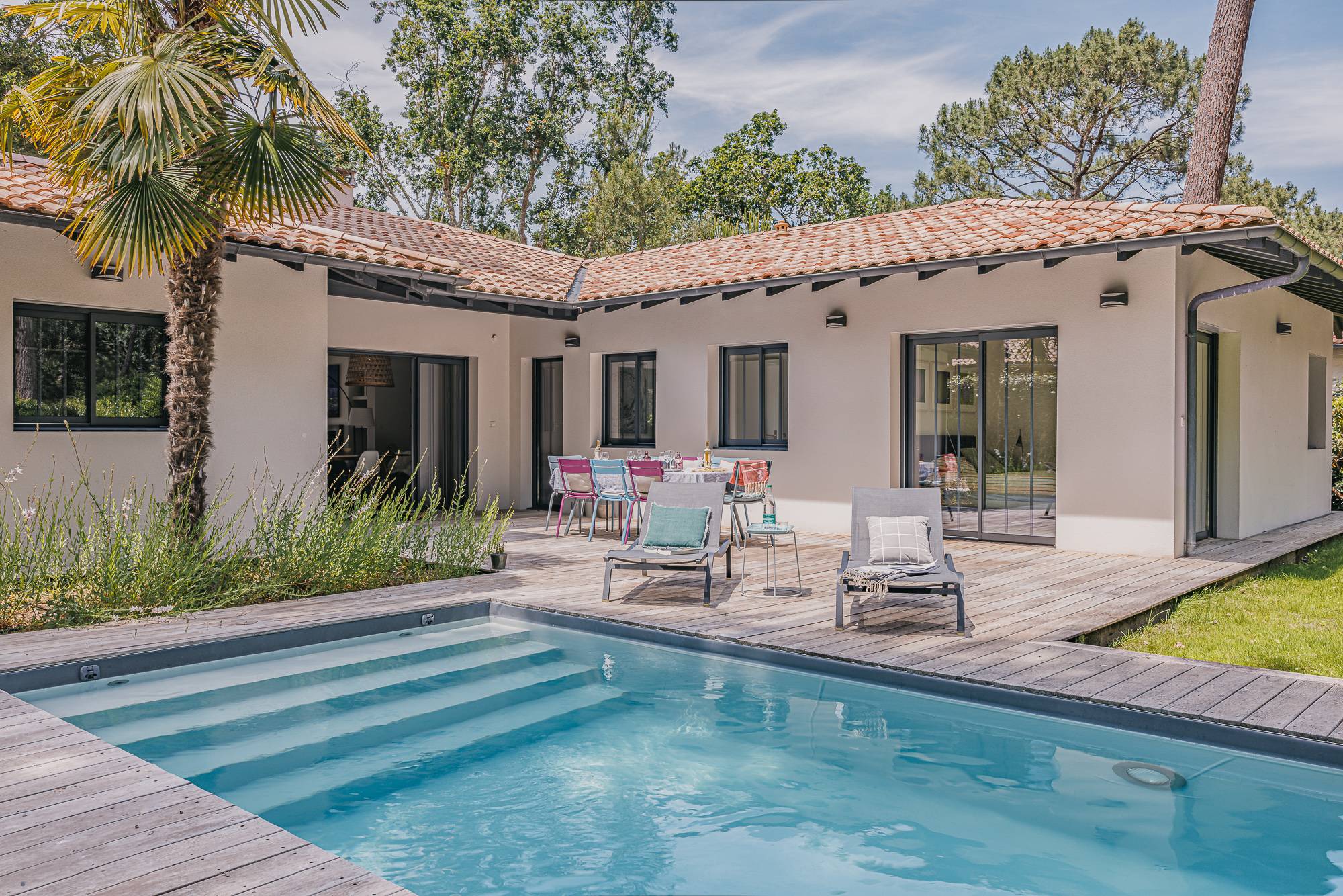 VILLA « LES CIGALES », ÉLÉGANTE CONTEMPORAINE AVEC PISCINE - 8 PERSONNES