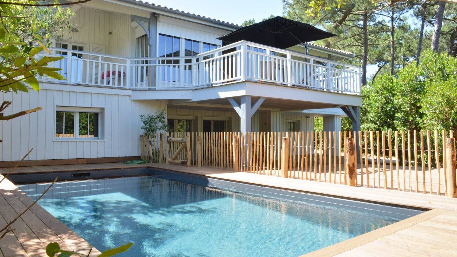VILLA A LOUER AVEC PISCINE AU CAP FERRET AVEC 6 CHAMBRES