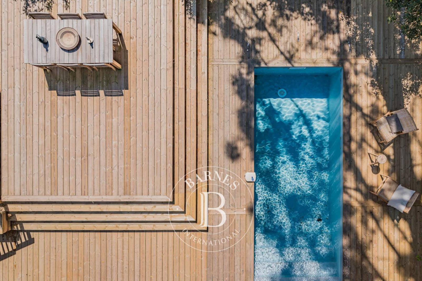 « VILLA DU CANON » AVEC PISCINE CHAUFFÉE, SITUÉE PROCHE PLAGE DANS LE VILLAGE DU CANON SUR LA PRESQU’ÎLE DU CAP FERRET – CAPACITÉ 10 PERSONNES