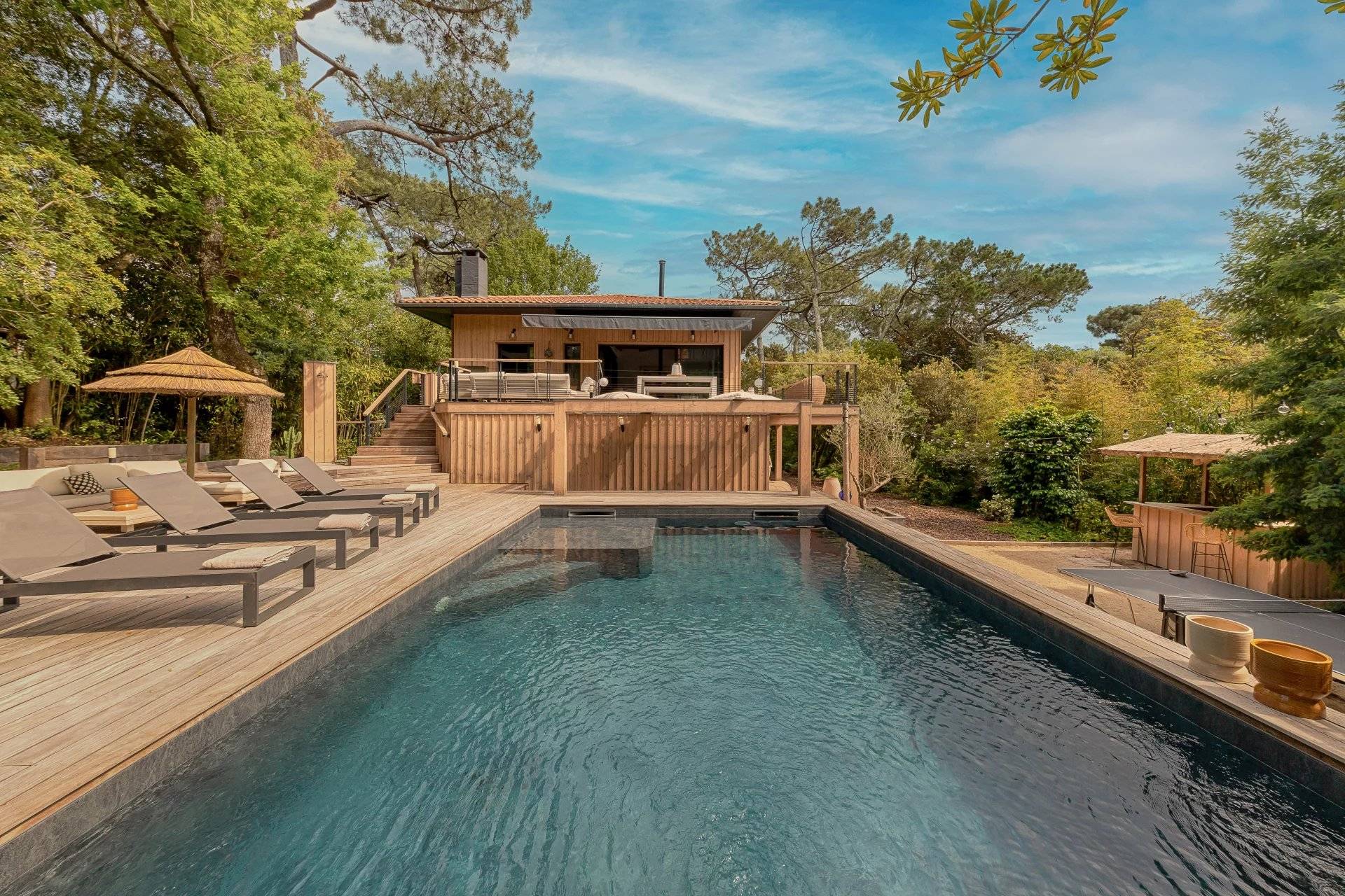 location saisonnière arcachon pour 10 personnes piscine