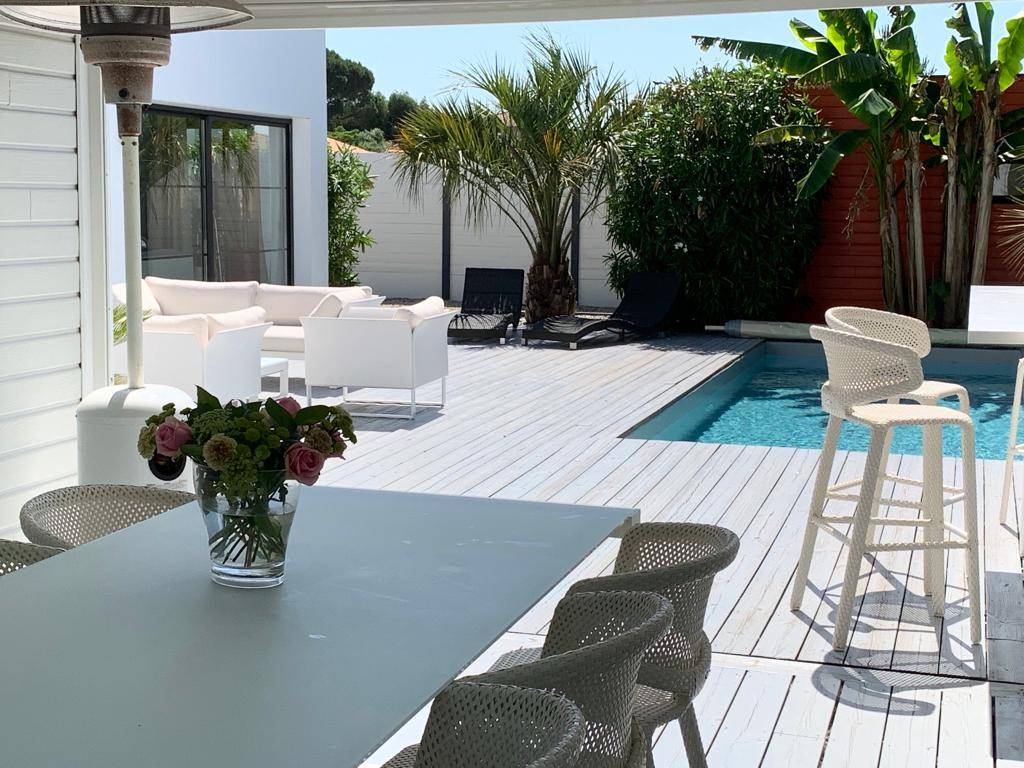 Villa d'architecte à louer pour les vacances sur le Bassin d'Arcachon