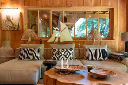 Chambre parentale avec salle de bain privative – Location villa de luxe Cap Ferret
