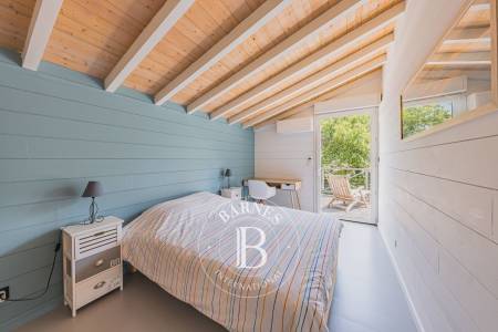 VILLA « COURBINE » AVEC PISCINE, À PROXIMITÉ DU GOLF ET DES PLAGES OCÉANES À ARCACHON - CAPACITÉ 12 PERSONNES