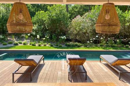 VILLA « ROMALINE » AVEC PISCINE AU SEL CHAUFFÉE, À 3 MINUTES À PIED DE LA PLAGE PEREIRE À ARCACHON – CAPACITÉ 8 PERSONNES