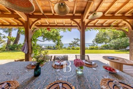 dortoir pour enfants dans villa de vacances à l’Herbe