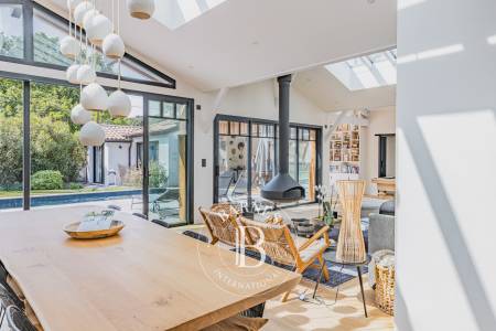 VILLA « PIGNADA » AU COEUR DU PYLA, AVEC PISCINE, DÉPENDANCE ET SAUNA - CAPACITÉ 12 PERSONNES