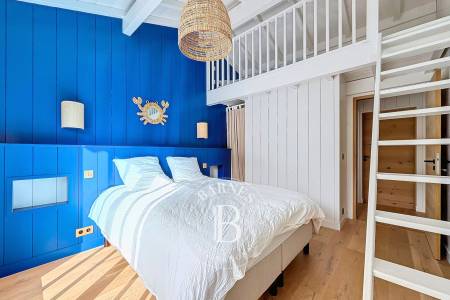 VILLA « CAP MOANA » AVEC PISCINE, AU CENTRE DU CAP FERRET – CAPACITÉ 11 PERSONNES