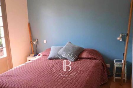 Chambres confortables avec salles de bains privatives, villa de luxe au Cap Ferret