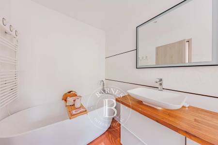 VILLA « FLORA » AVEC PISCINE ET JACUZZI AU PYLA-SUR-MER À PROXIMITÉ DU MOULLEAU – CAPACITÉ 10 COUCHAGES