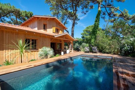 LOCATION SAISONNIÈRE CAP FERRET PROCHE PLAGE DES AMÉRICAINS, VILLA EN BOIS AVEC PISCINE