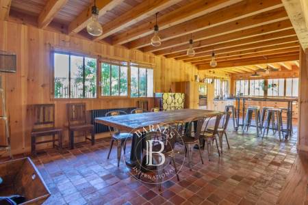 cuisine équipée villa Datcha Cap Ferret Barnes Bassin d’Arcachon immobilier de prestige
