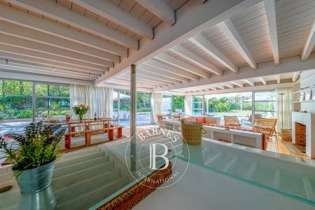 VILLA « LES PINS » AVEC PISCINE À DÉBORDEMENT, ENTRE BASSIN ET OCÉAN, AU CAP FERRET - CAPACITÉ 12 PERSONNES