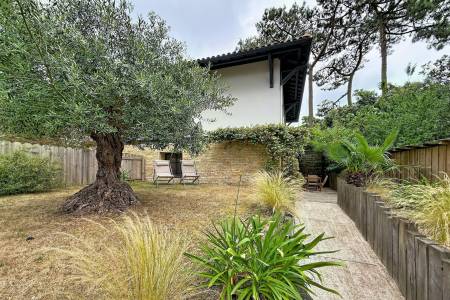 APPARTEMENT « LE JASMIN » AVEC TERRASSE AU PYLA-SUR-MER – CAPACITÉ 4 PERSONNES