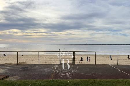 APPARTEMENT « AZUR » EN PREMIÈRE LIGNE AVEC VUE PANORAMIQUE SUR LE BASSIN, AU PYLA-SUR-MER – CAPACITÉ 4 PERSONNES