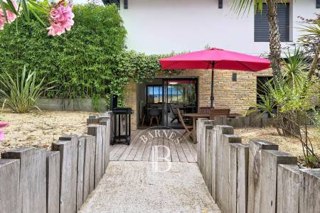 APPARTEMENT « CAMÉLIA » EN REZ-DE-JARDIN AU PYLA-SUR-MER – CAPACITÉ 4 PERSONNES