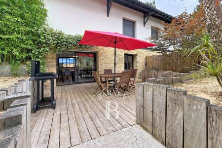 APPARTEMENT « CAMÉLIA » EN REZ-DE-JARDIN AU PYLA-SUR-MER – CAPACITÉ 4 PERSONNES
