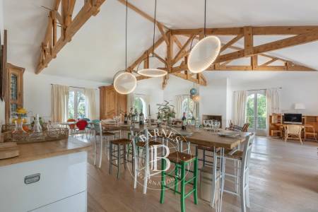 espace lounge extérieur villa élégante Moulleau Arcachon