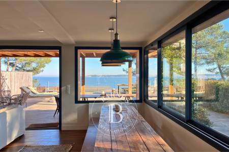 « VILLA SOPHIE » EN PREMIÈRE LIGNE, PLAGE DES AMÉRICAINS AU CAP FERRET - CAPACITÉ 8 CONVIVES