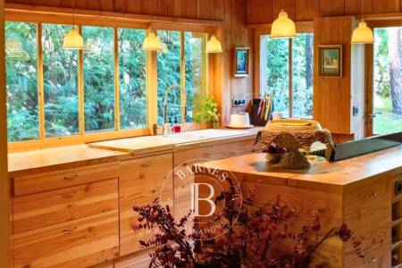 VILLA EN BOIS « PINÈDE » AVEC PISCINE, À PETIT PIQUEY - CAPACITÉ 7 ADULTES ET UN ENFANT