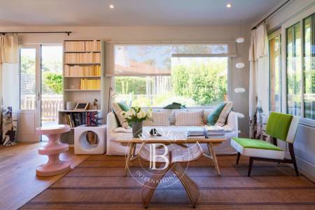 VILLA « GIOVANNA » EN BOIS AVEC PISCINE CHAUFFÉE DANS LE QUARTIER DU MIMBEAU, AU CAP FERRET – CAPACITÉ 10 PERSONNES