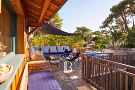 VILLA « GIOVANNA » EN BOIS AVEC PISCINE CHAUFFÉE DANS LE QUARTIER DU MIMBEAU, AU CAP FERRET – CAPACITÉ 10 PERSONNES