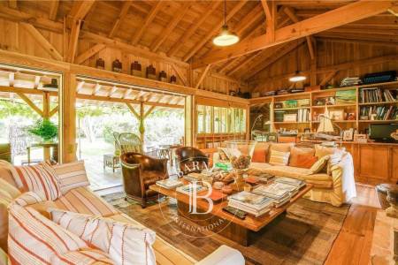 VILLA EN BOIS « QUARTZ » AVEC PISCINE, DANS LE VILLAGE DU CANON (CAP FERRET) - CAPACITÉ 12 PERSONNES