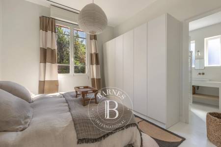« VILLA DU CENTRE » EN PREMIÈRE LIGNE, AU CŒUR DU CAP FERRET – CAPACITÉ 16 PERSONNES