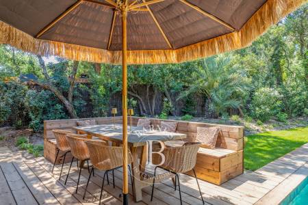 VILLA « PEARL » AVEC PISCINE EN PLEIN CENTRE DU VILLAGE, CAP FERRET - CAPACITÉ 8 PERSONNES