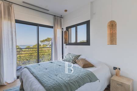 chambres avec salles d’eau privatives et terrasse villa Etchani Pyla-sur-Mer immobilier de luxe