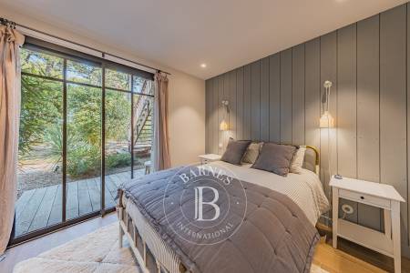 VILLA « AMERICAN DREAM » AVEC VUE BASSIN ET PISCINE CHAUFFÉE AU CAP FERRET – CAPACITÉ D’ACCUEIL 8 PERSONNES