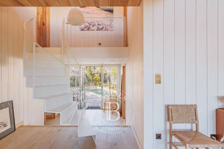« VILLA DU PORT » EN PREMIÈRE LIGNE AVEC PISCINE CHAUFFÉE ET VUE SUR LE PORT DE PIRAILLAN – PRESQU’ÎLE DU CAP FERRET – CAPACITÉ 12 PERSONNES