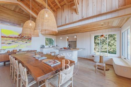 « VILLA DU PORT » EN PREMIÈRE LIGNE AVEC PISCINE CHAUFFÉE ET VUE SUR LE PORT DE PIRAILLAN – PRESQU’ÎLE DU CAP FERRET – CAPACITÉ 12 PERSONNES