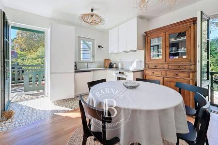 APPARTEMENT « LES GENÊTS » AVEC TERRASSE, À DEUX PAS DE LA PLAGE – CAPACITÉ 6 PERSONNES