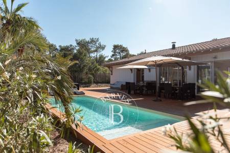 VILLA « JINN » EN PLEIN COEUR DU CAP FERRET, CAPACITÉ 12 PERSONNES