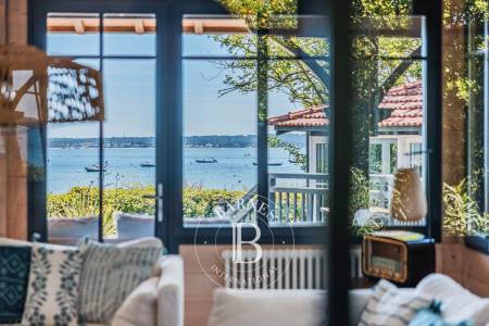 salle à manger face au Bassin villa de prestige Cap Ferret