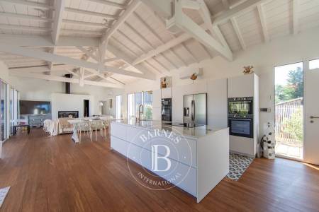 VILLA « JINN » EN PLEIN COEUR DU CAP FERRET, CAPACITÉ 12 PERSONNES