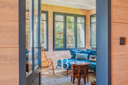 terrasse en bois surplombant le Bassin Cap Ferret