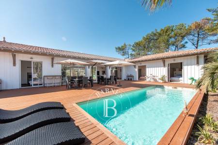 VILLA « JINN » EN PLEIN COEUR DU CAP FERRET, CAPACITÉ 12 PERSONNES