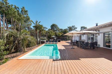 VILLA « JINN » EN PLEIN COEUR DU CAP FERRET, CAPACITÉ 12 PERSONNES