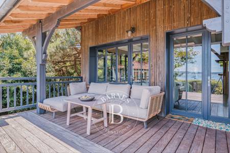 chambre avec lit 140 cm et salle d’eau villa Cap Ferret