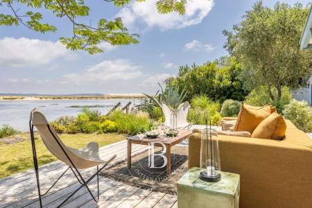 terrasse en bois avec salon de jardin Cap Ferret